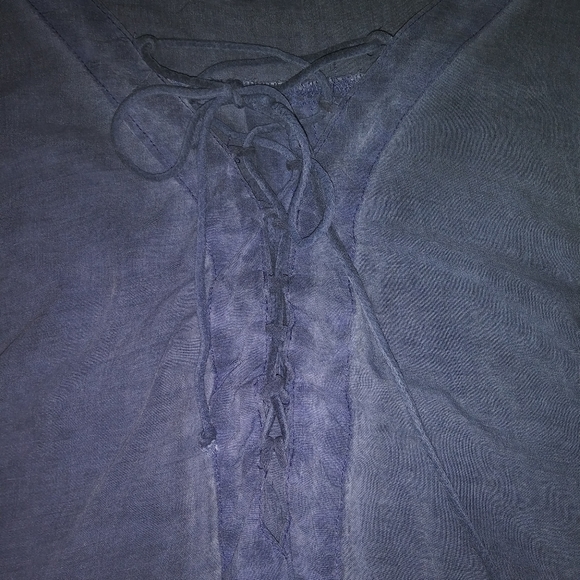 Rock & Republic High Low Bell Sleeve Blouse - Picture 2 of 6